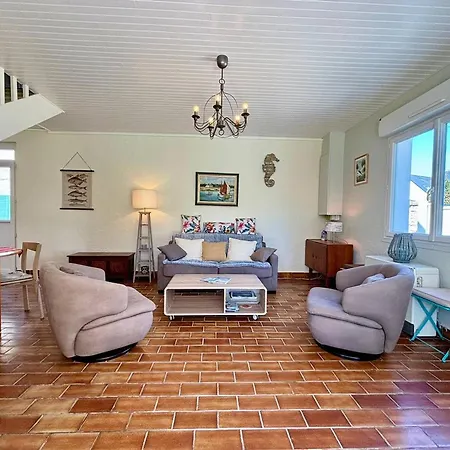 Maison 4 Pieces Confort Avec Jardin Et Terrasse Pres De La Et Des Commerces - Fr-1-377-31 بيت للعطل *